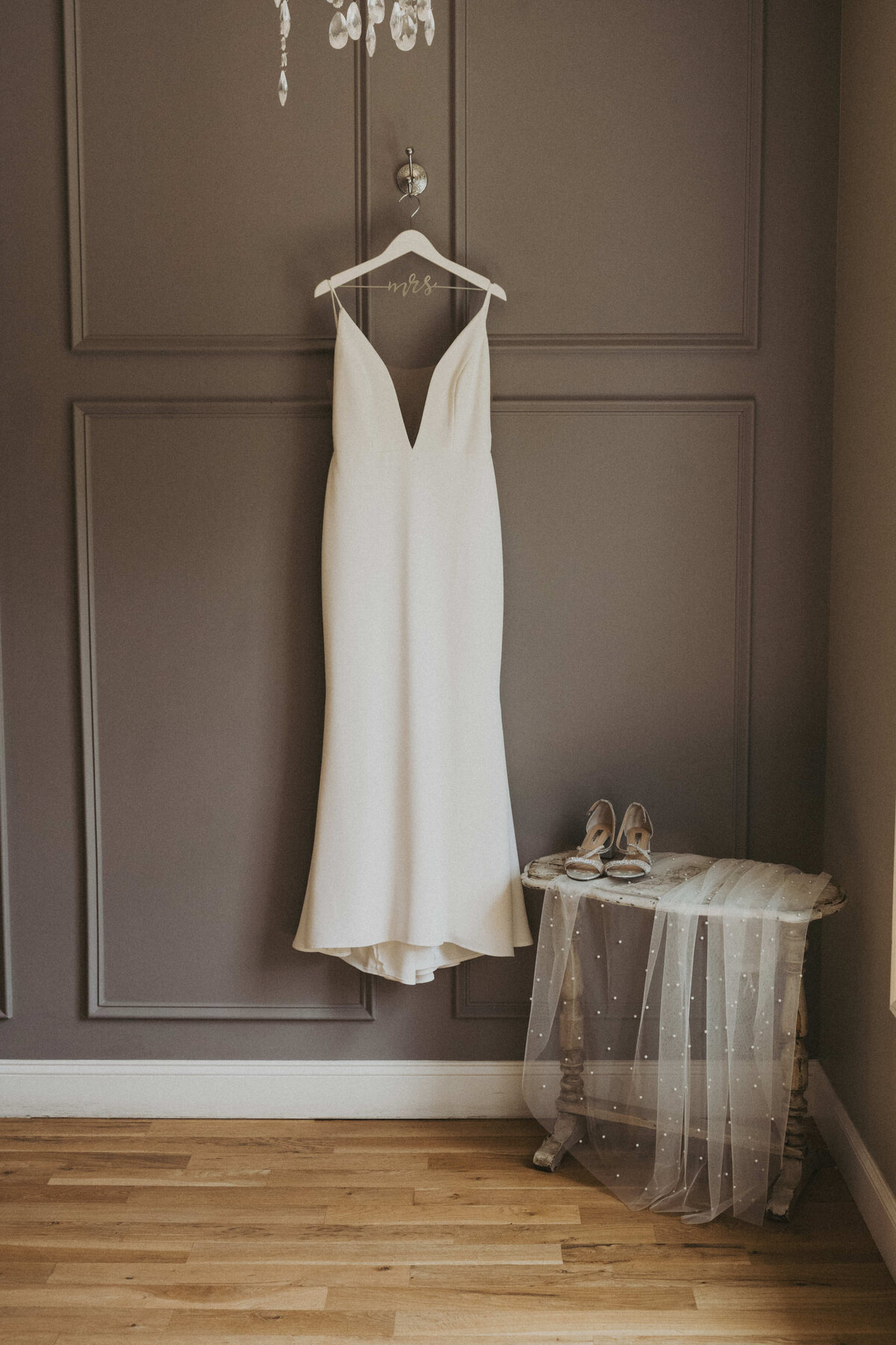 CharlottePhotographer_CorrinRyanDetails_ThinSpaces-14