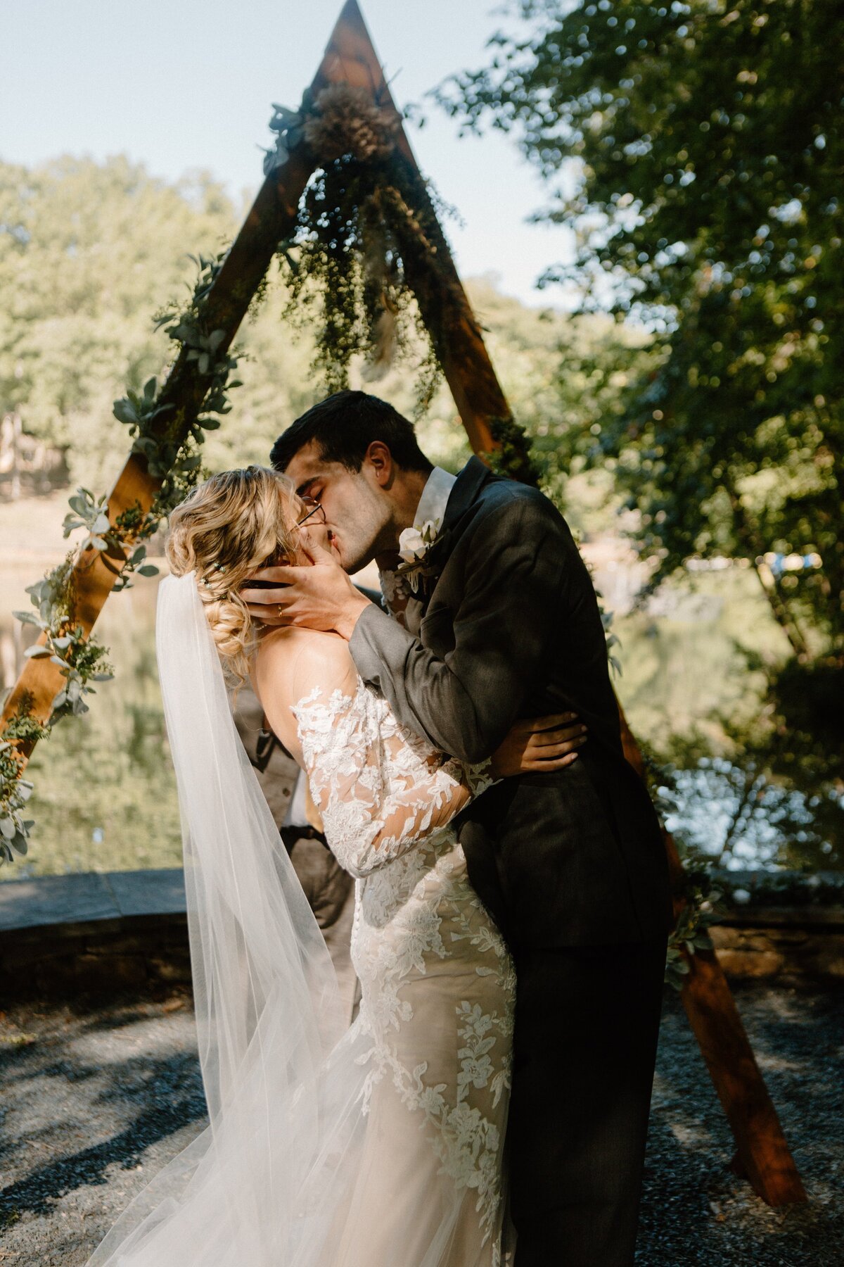 JulesWrennPhotography_Courtney_Jonathan_Wedding_Ceremony_CampMundaVista-69