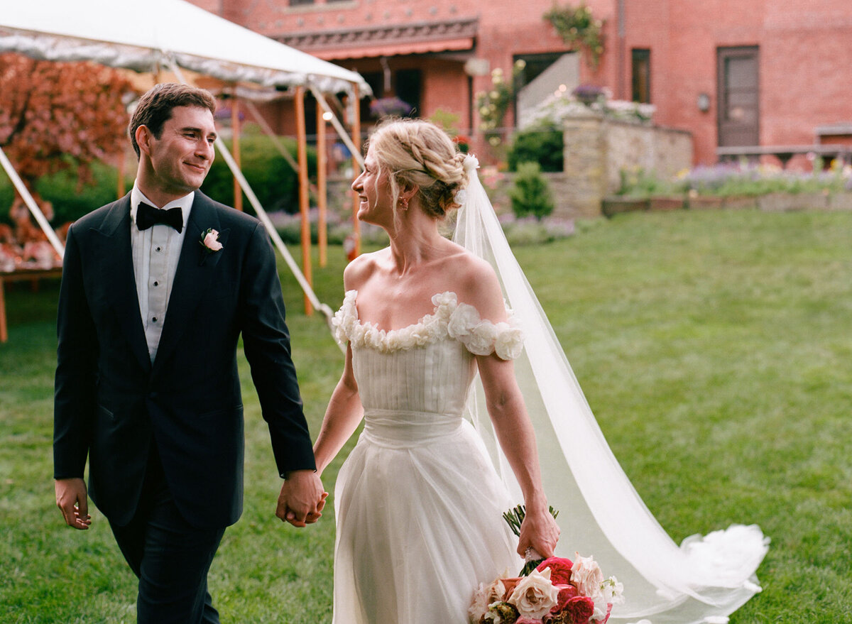 Newport-Wedding-Private-Home-0025