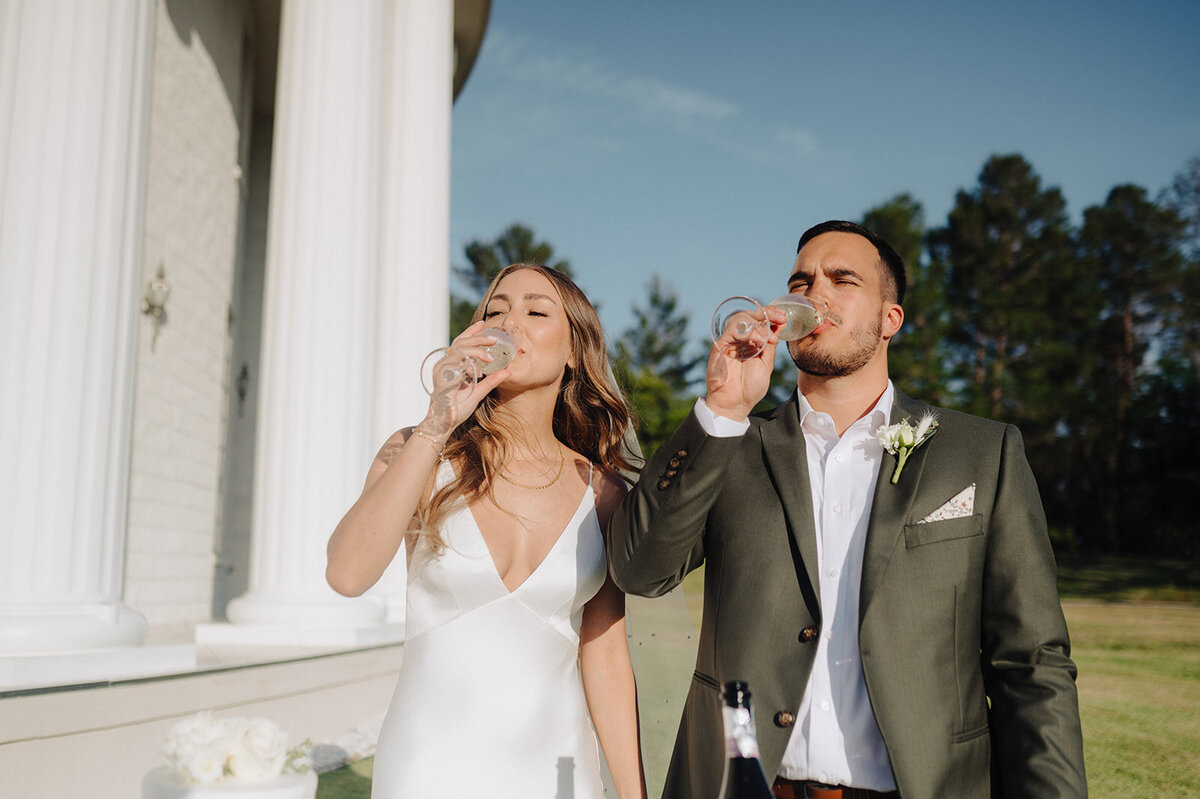 arron-mcneile-photo-whitehurst-gallery-florida-elopement-chantilly-chic-celebrations-17