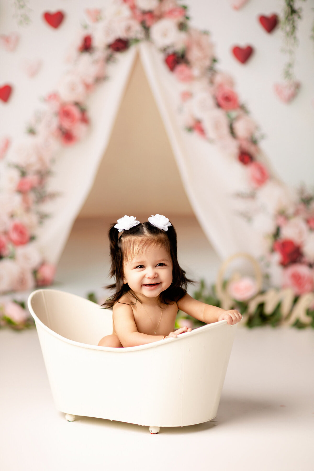 Fayetteville AR cake smash photographer, Springdale AR cake smash portraits, baby milestone portraits NW Arkansas