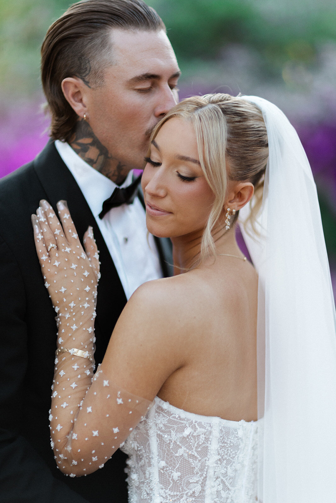 crest-hollow-country-club-nyc-wedding-photographer-656