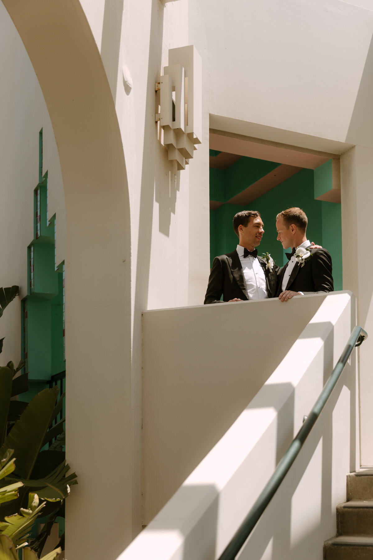 2023_beverlyhills-luxury-summer-gay-wedding-adam-griffin-photo-9