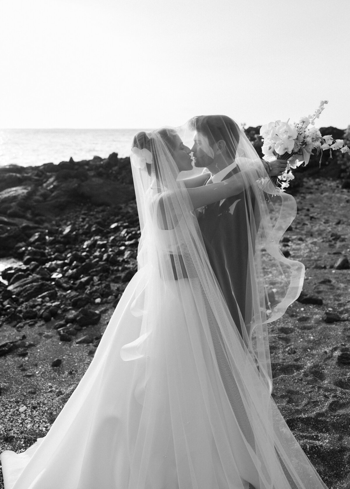 Olivia_Logan_Kona_Village_Wedding-012