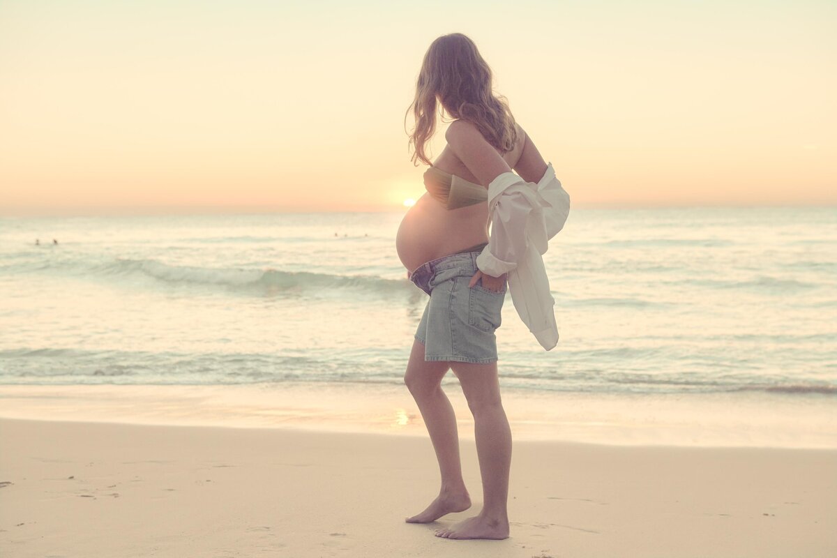 maternity-sunrise-beachwalk-coogee-eastern-suburbs-nao-sydney-sakura.