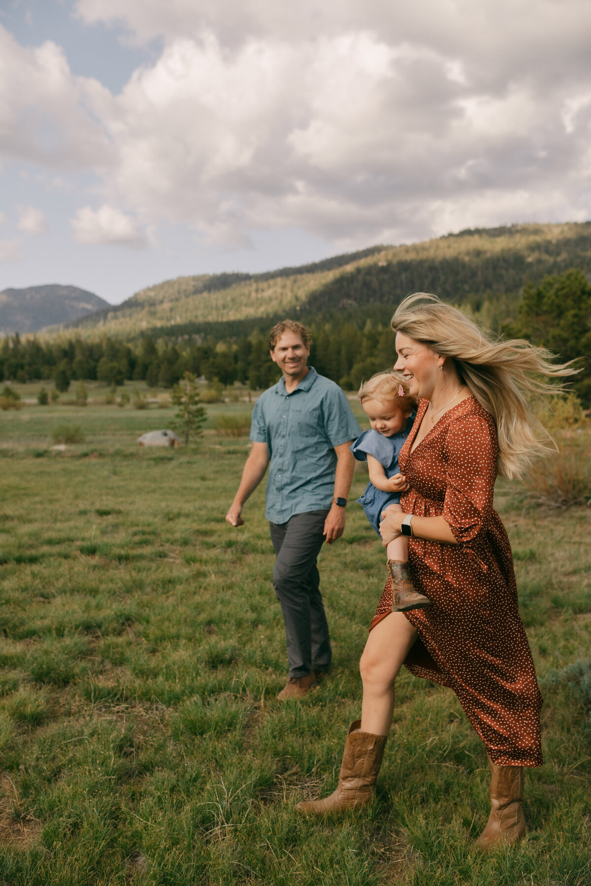 Dana, Derek + Zoey Hope Valley Session _ Katherine Krakowski Reno Lake Tahoe Photographer-17