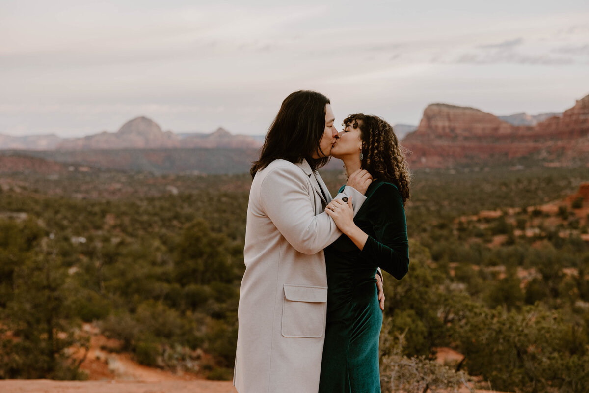 arizonaweddingphotographer-Kat+Jean-40