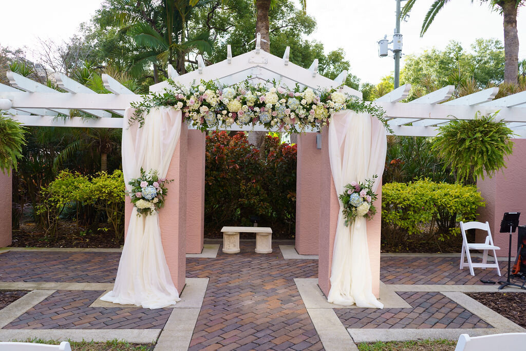 lockwood-photo-the-vinoy-wedding-chantilly-chic-celebrations-2