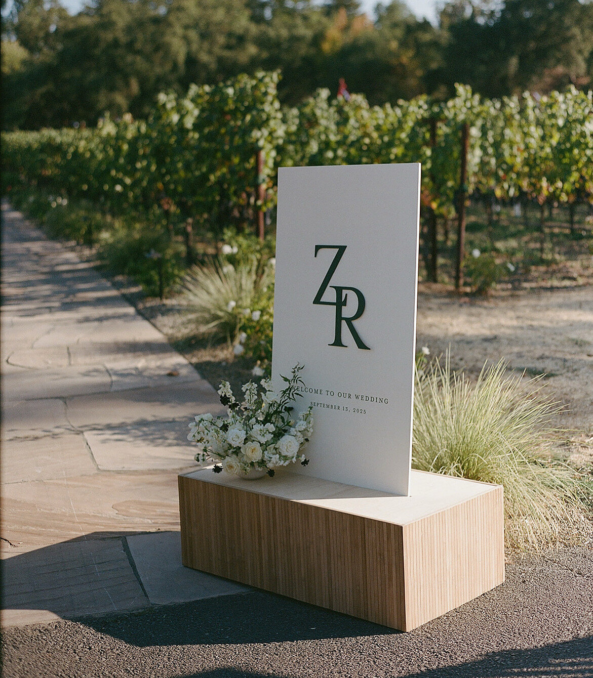 C06DB6BB-E0B9-41E1-92DD-E71E1161DA58 2