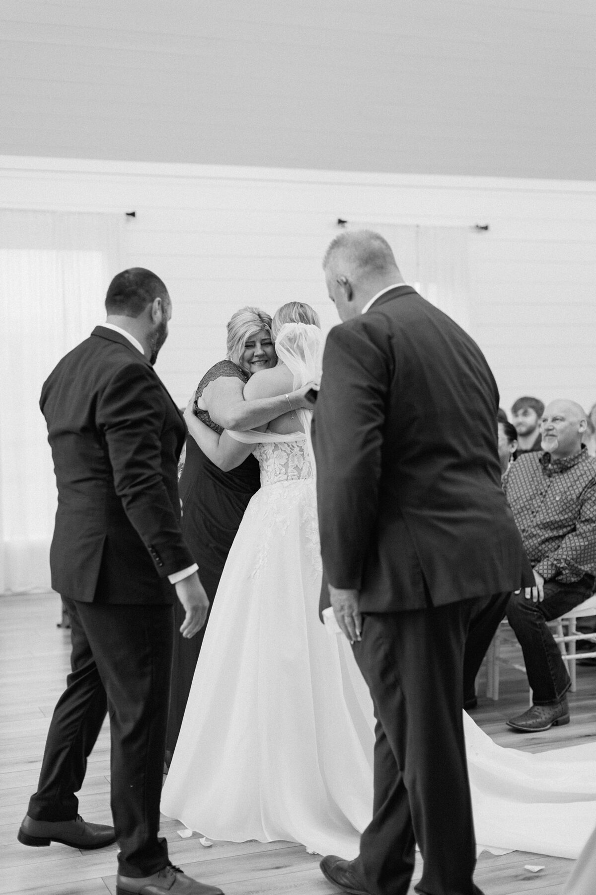danielleandaaronsfarmhouseweddingkristinnicholephotography57