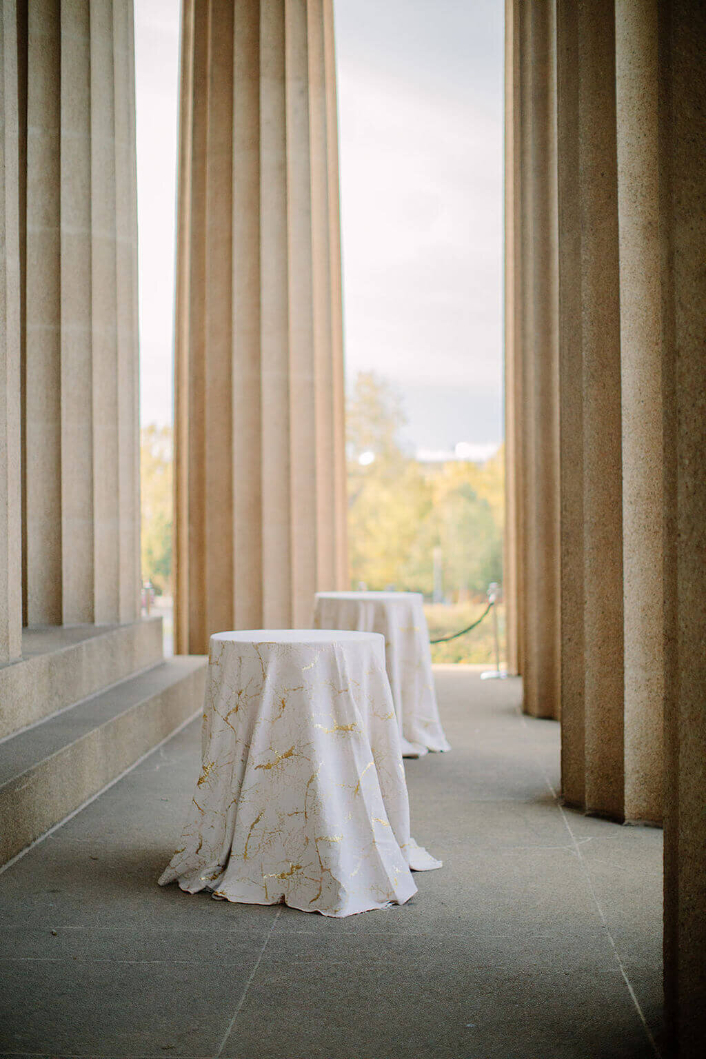 25.nashville-corporate-event-awards-ceremony-parthenon-nashville-modern-vintage-events