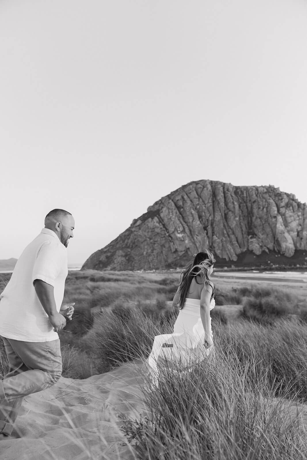 Morro Bay Engagement Photos by San Luis Obispo Wedding Photographer Photography by Samantha Anne