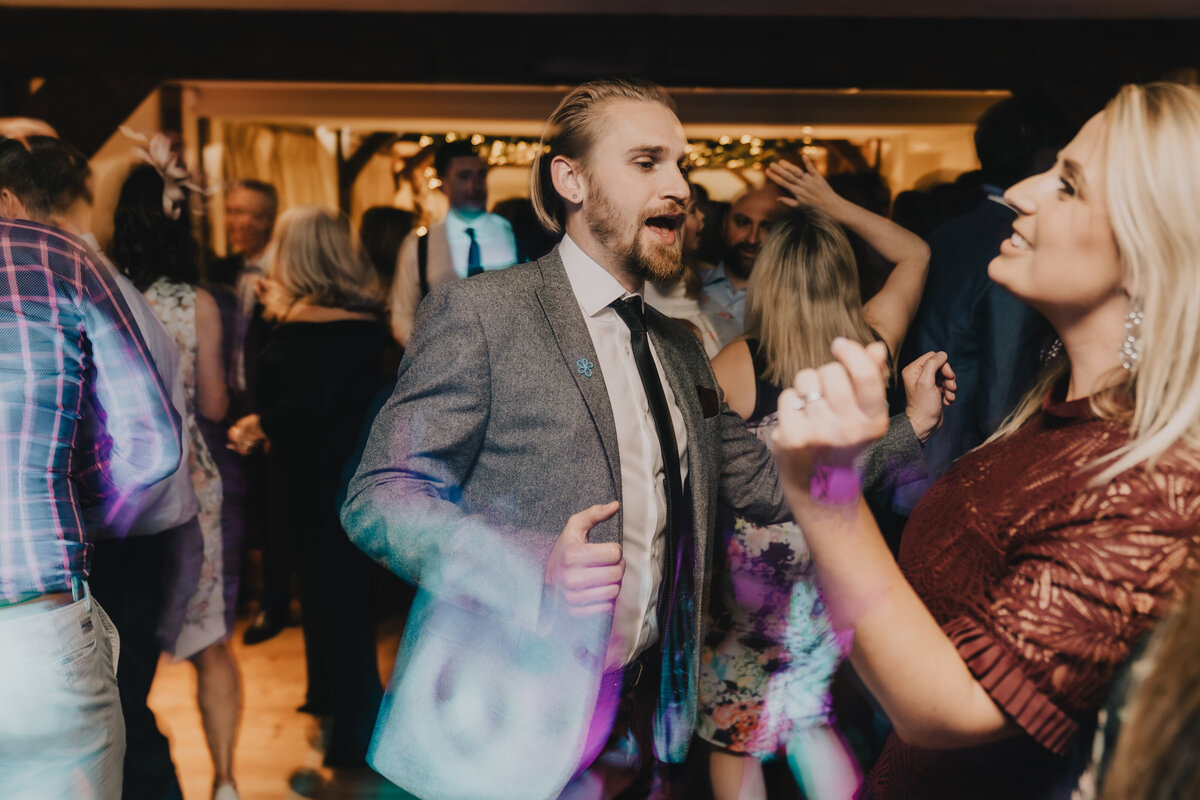 Compasses at Pattiswick Caley Photography Essex Wedding Photography -14