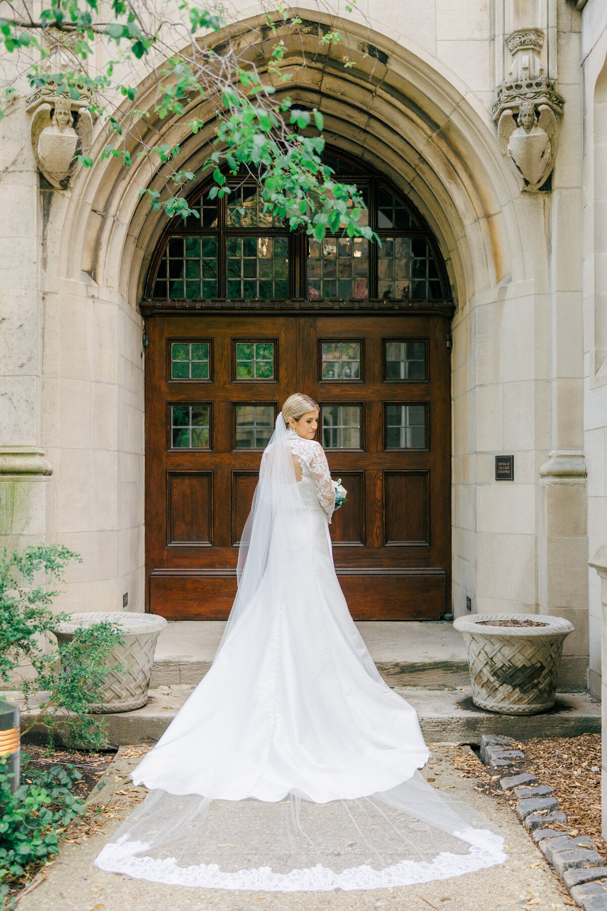 Lexi Benjamin Photography_University Club of Chicago Wedding-131