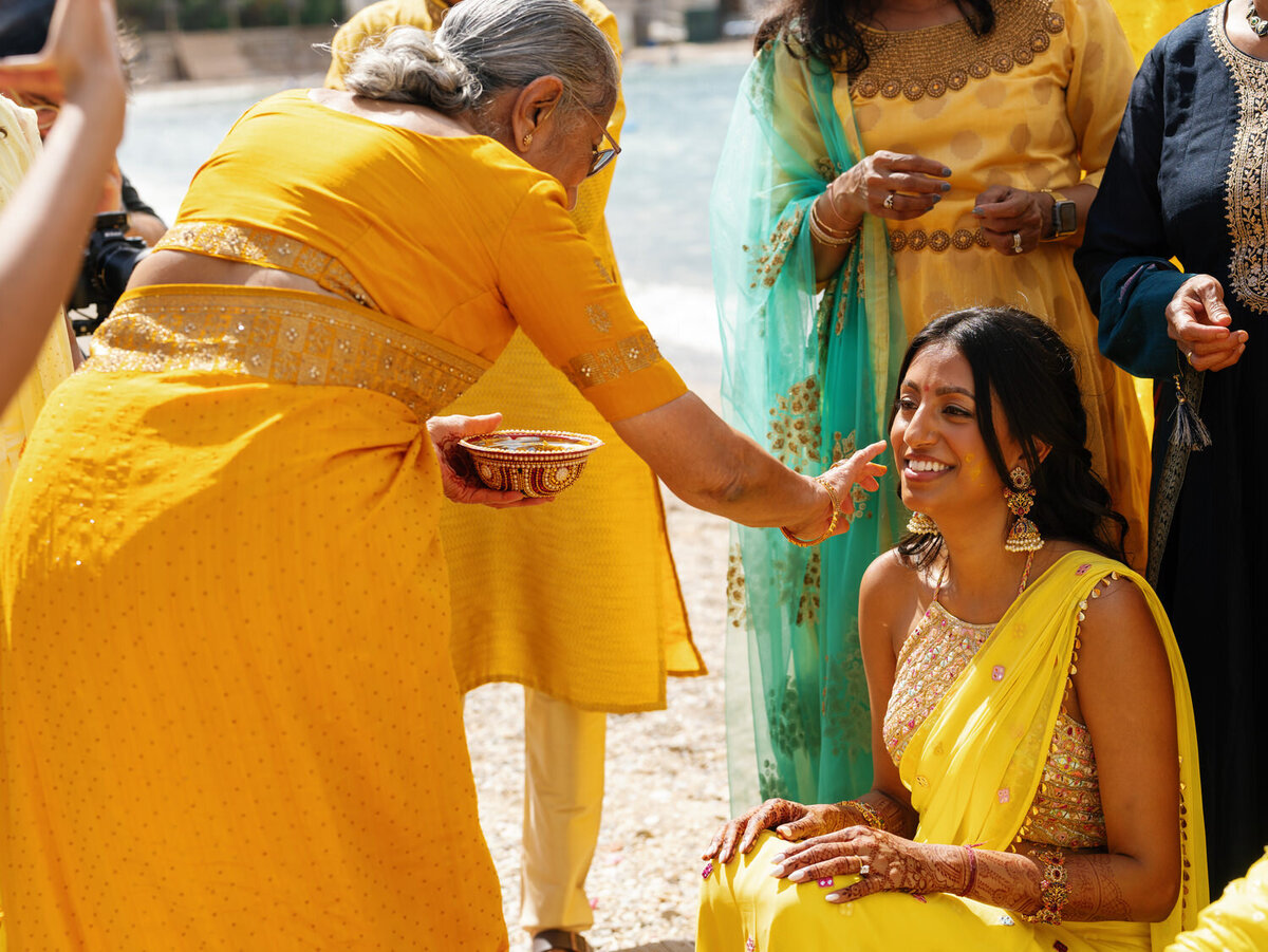 46-haldi-indian-wedding-athens