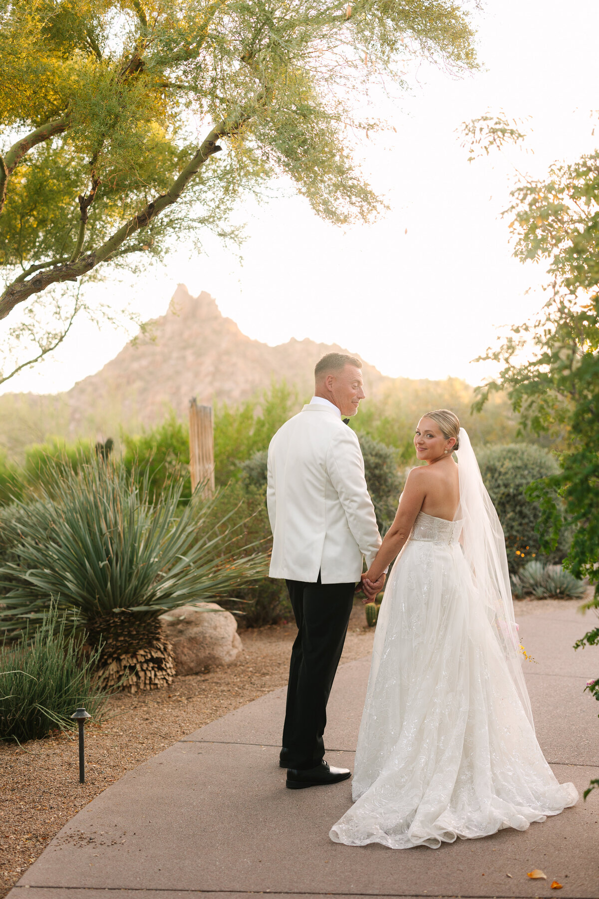 four-seasons-scottsdale-wedding