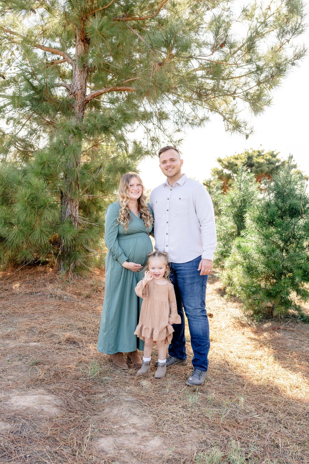 Austin-TX-Christmas-Tree-Farm-Mini-Session-Magnolia-and-Grace-Photography-Co-GinaM-# (1)