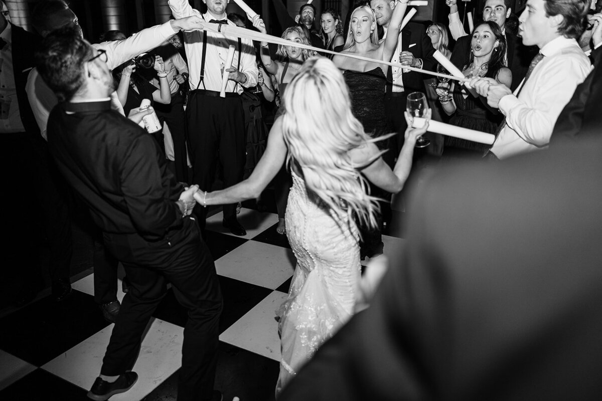 Cleveland Museum of Art Wedding Lindsey Ramdin Best Cleveland Wedding Photographer82