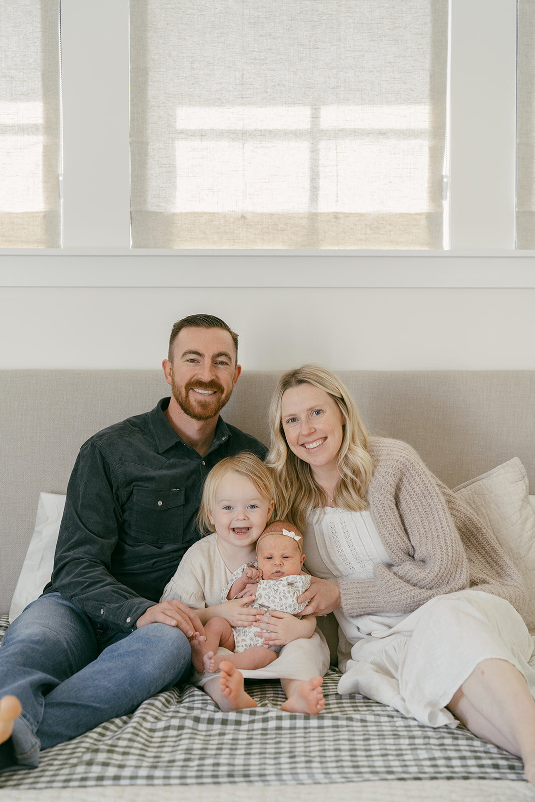 in-home-newborn-family-lifestyle-photos-by-samantha-anne7