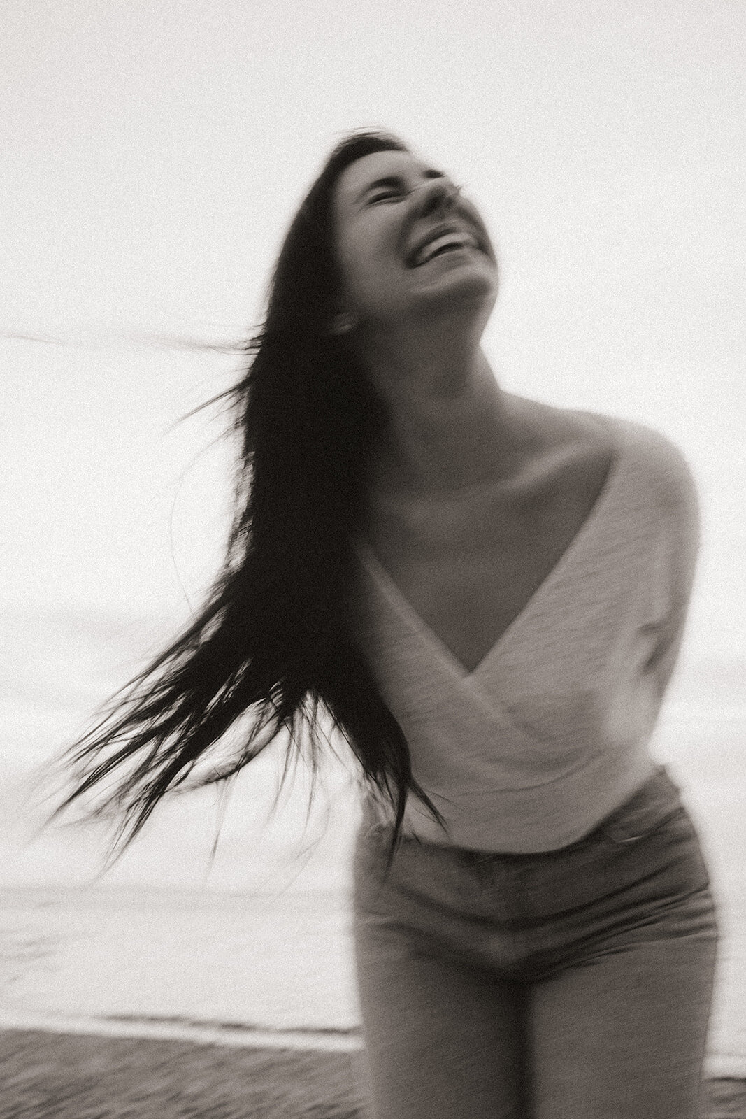cinematic-portrait-bnw-motionblur