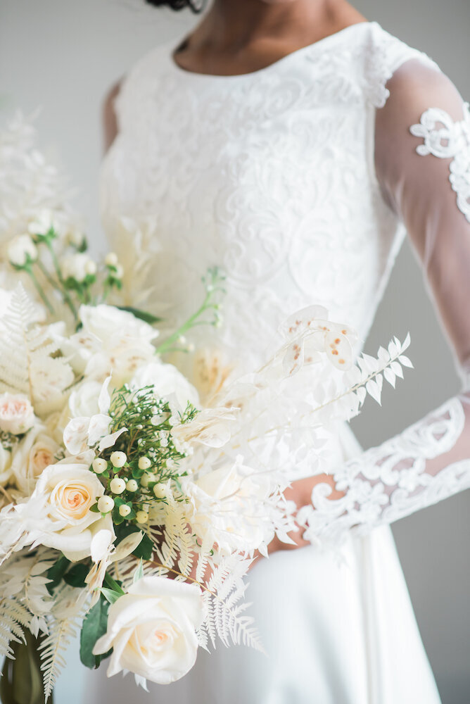 white-bleached-bridal-bouquet