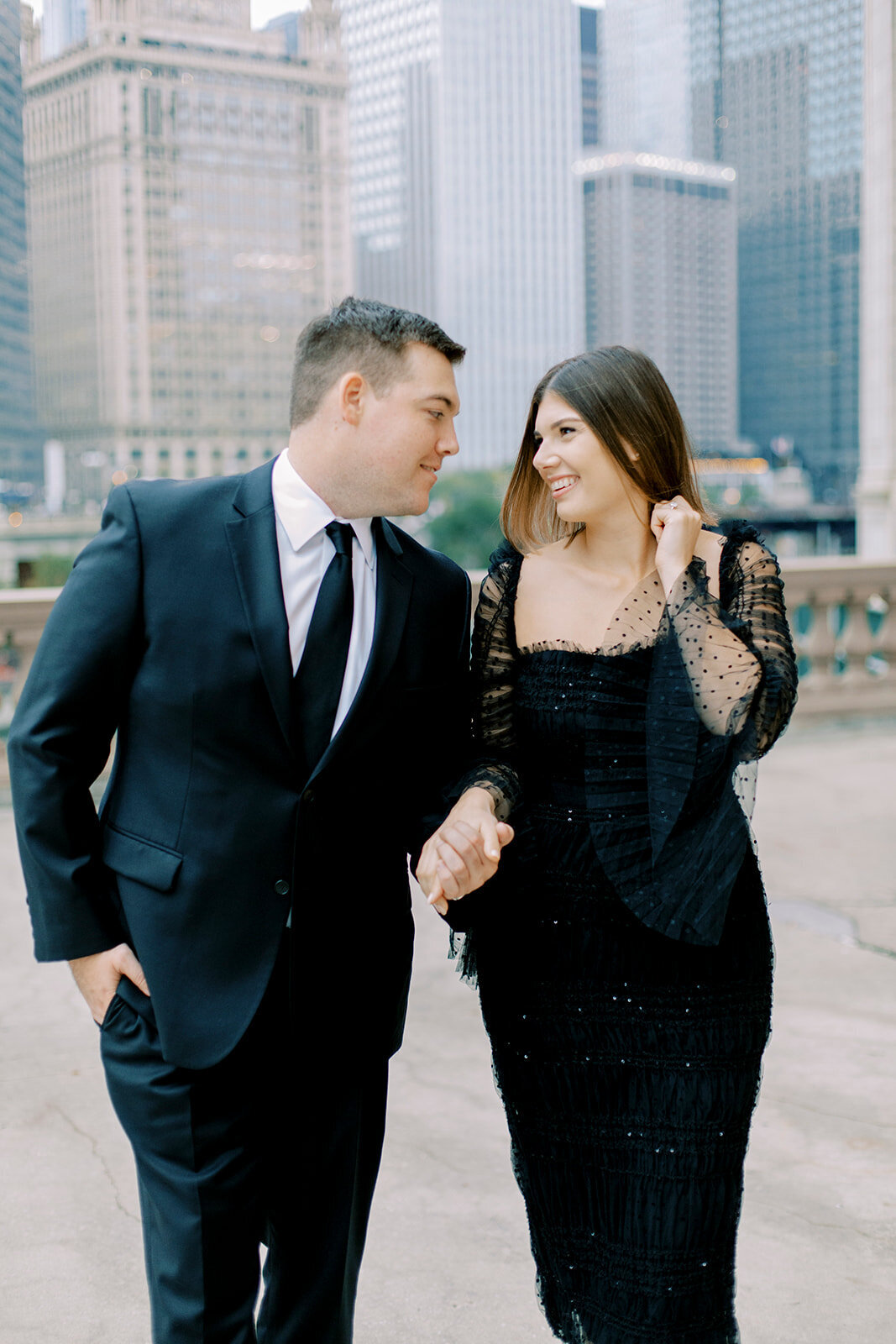 chicago-riverwalk-engagement-_050