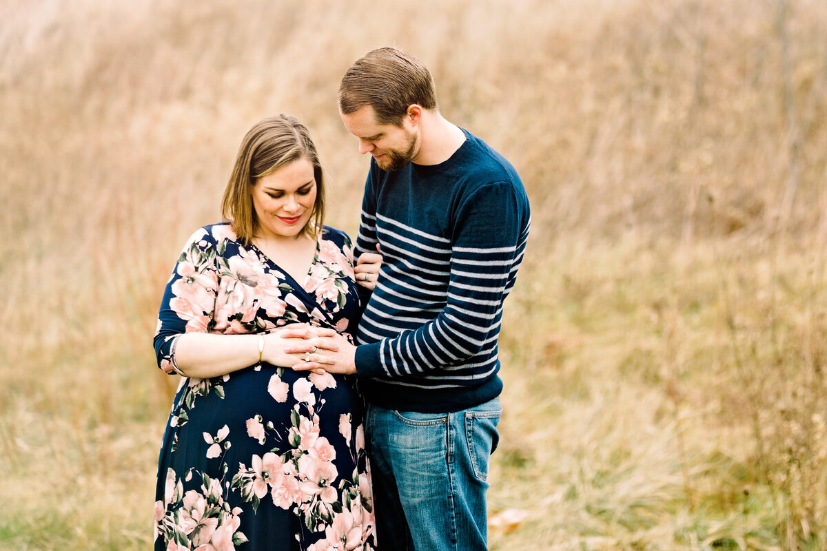 grand rapids maternity photography http---www.chrystinmelaniephotography.com (1 of 8)