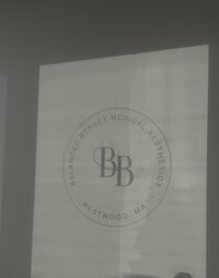 JulieBradyBotoxWestwood4