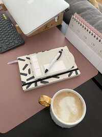 monday-madness-slow-mornings-the-menzini-files-