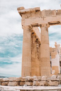 pexels-alex-azabache-3264725