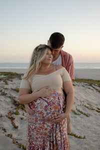 Maternity-Photographer-in-San-Diego-California-Molly-Simone-Photography-01