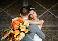 pink-fox-photography-luxury-western-wedding-bride-groom-barn