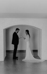 Kentucky-Wedding-Photographer-Downtown-Lexington-Elopement-Courthouse-15