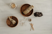 kaboompics_copal-sage-natural-incense-smudging-28474
