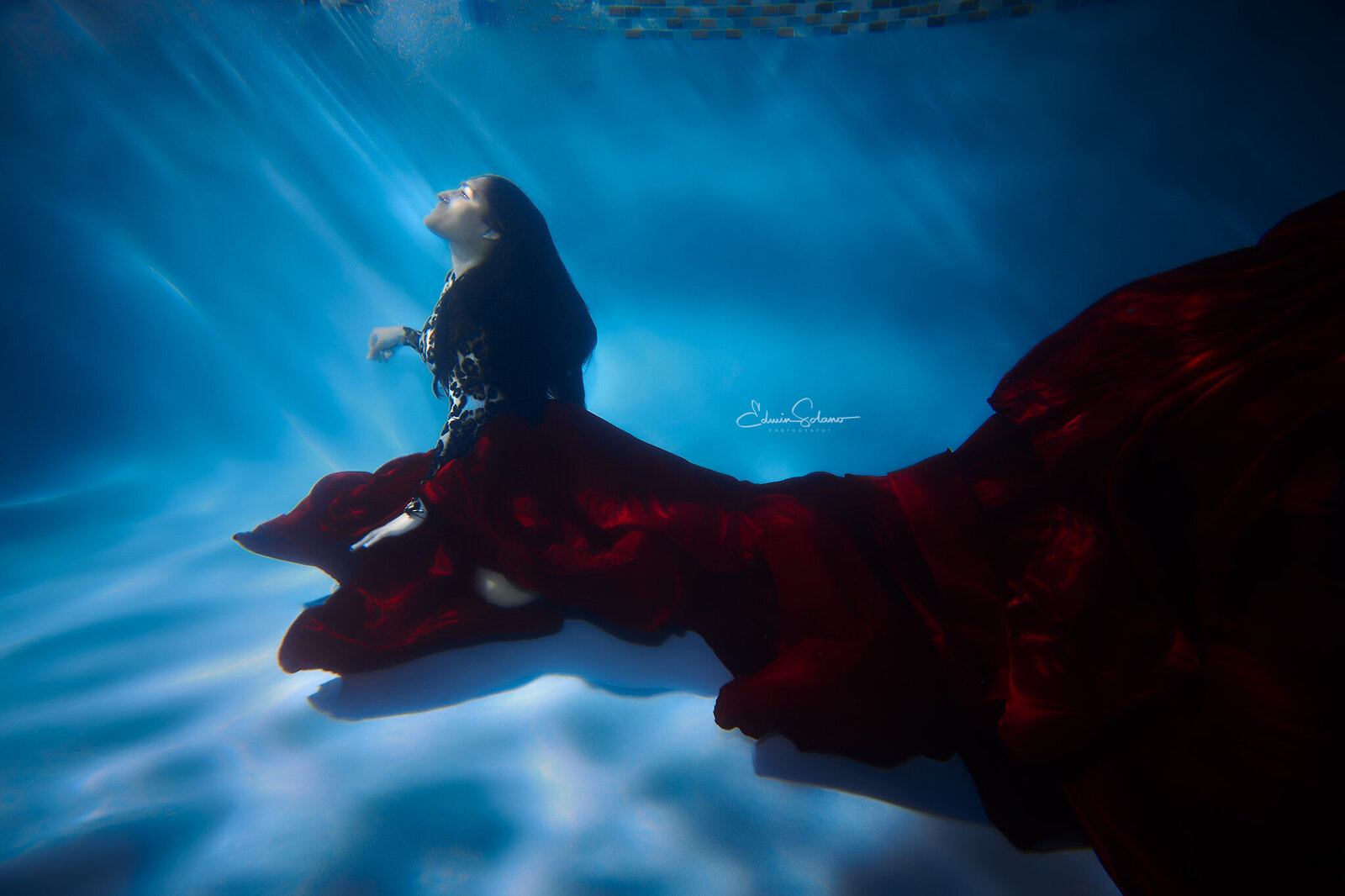 underwater-red-dress-0012