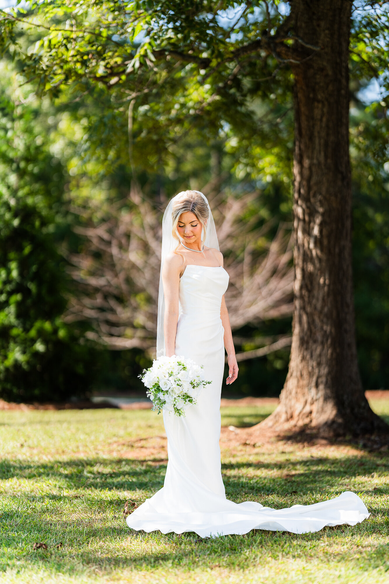 Bride portrait at the venue at daisy hill