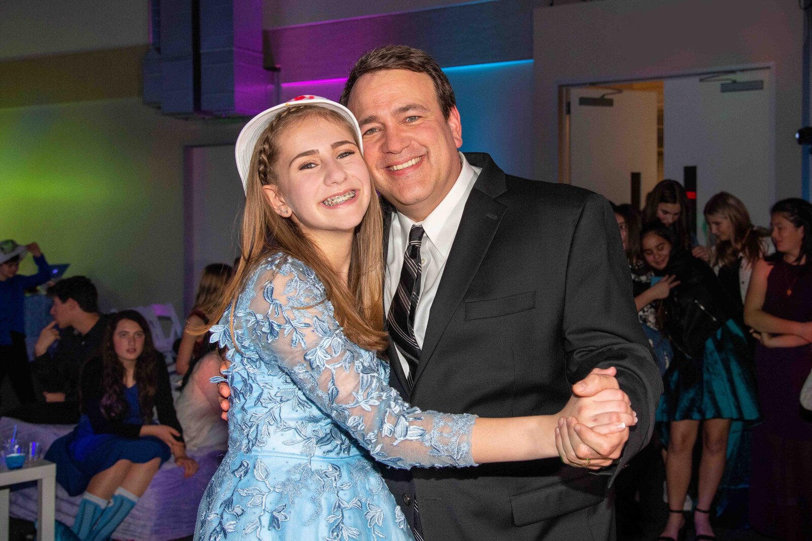 Maria-McCarthy-Photography-Bar-Mitzvah-father-daughter-dance