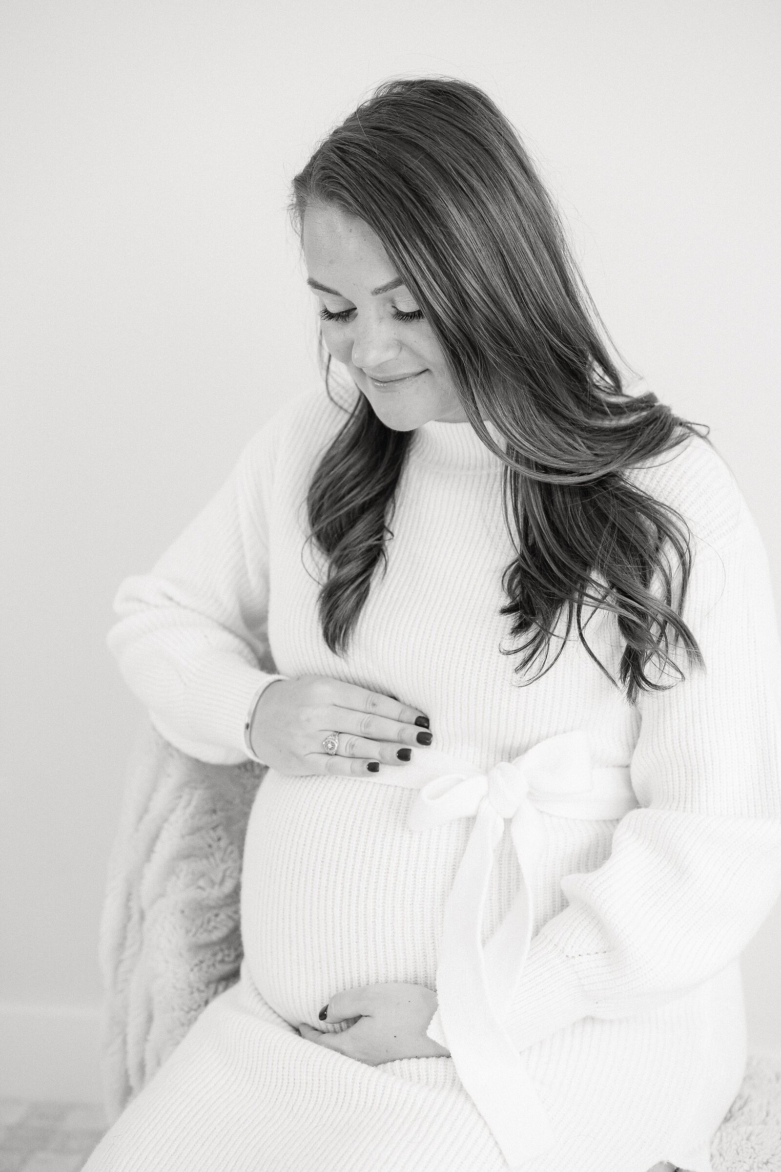 Niles-Michigan_Maternity-Photography_Katie-Whitcomb_Kayle_0006