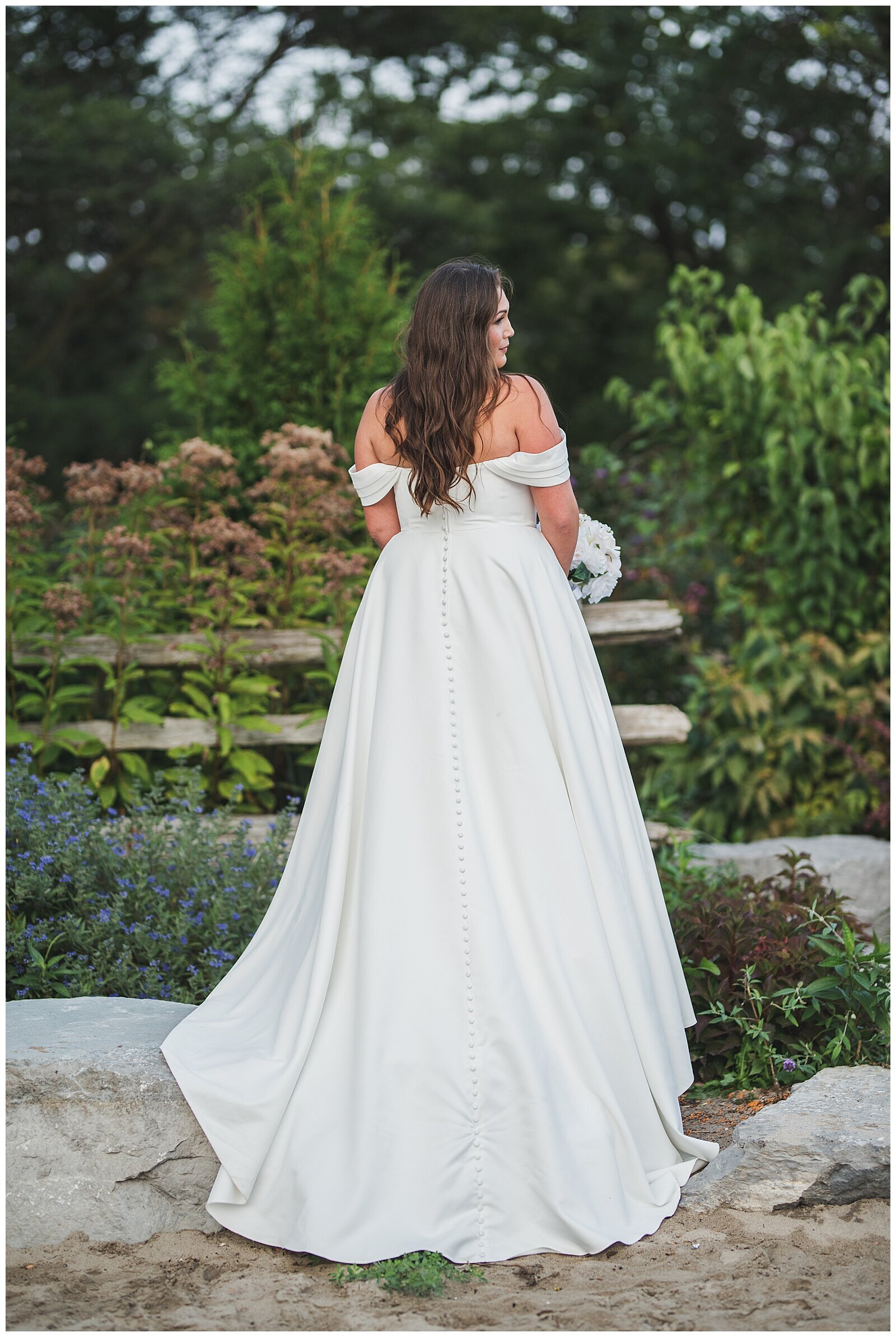 LoverlyWeddings_0098