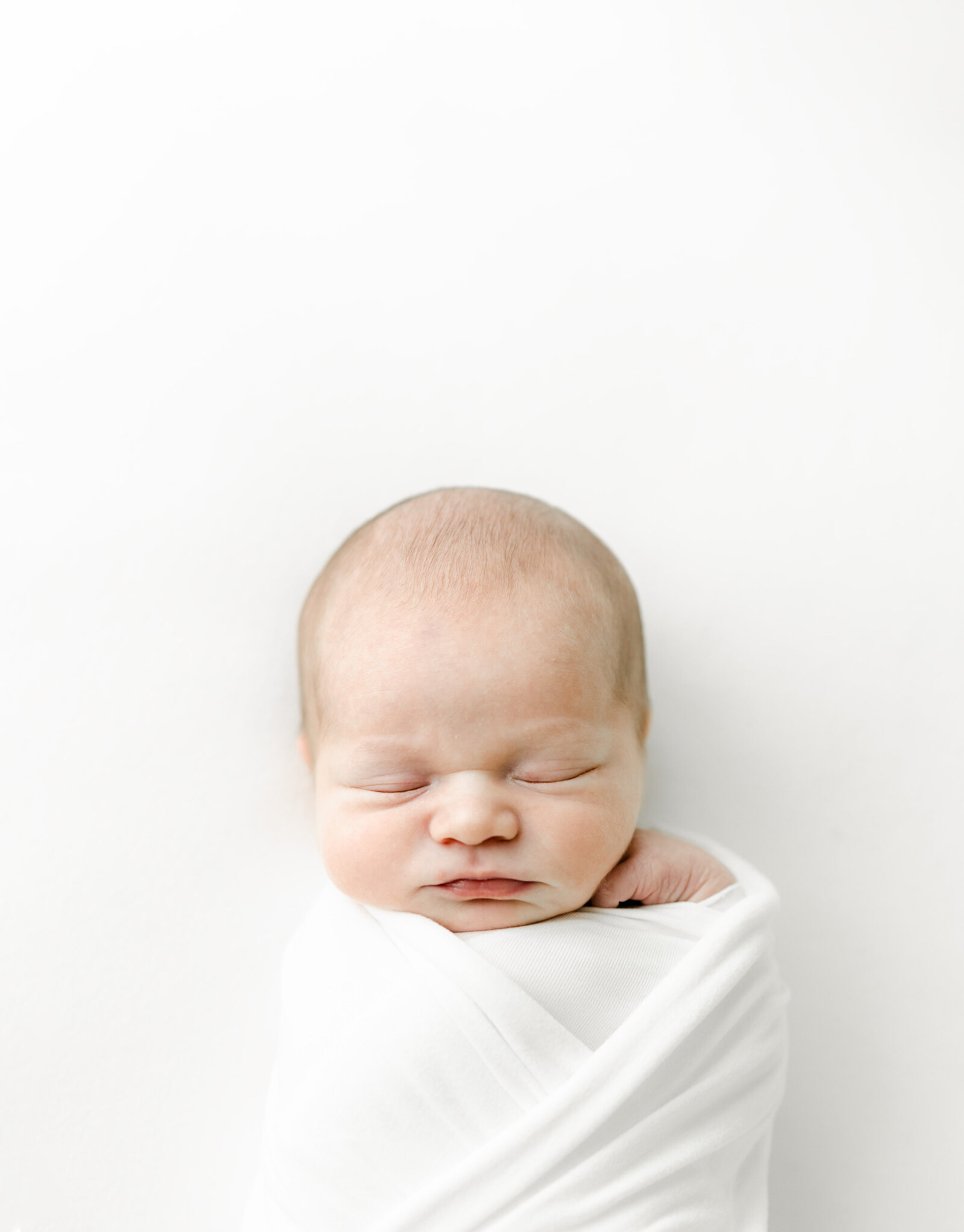 CLEVELAND NEWBORN PHOTOGRAPHY