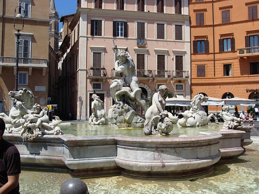Europe_Italy_fountain_KV