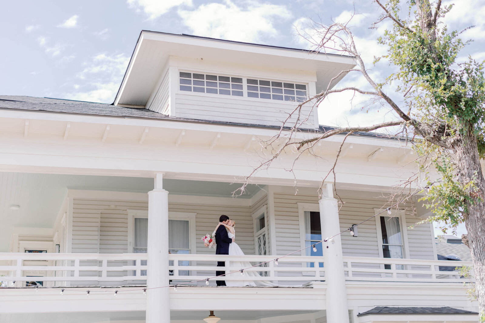 wedding-portraits-at-the-grand-lady-austin-texas-2