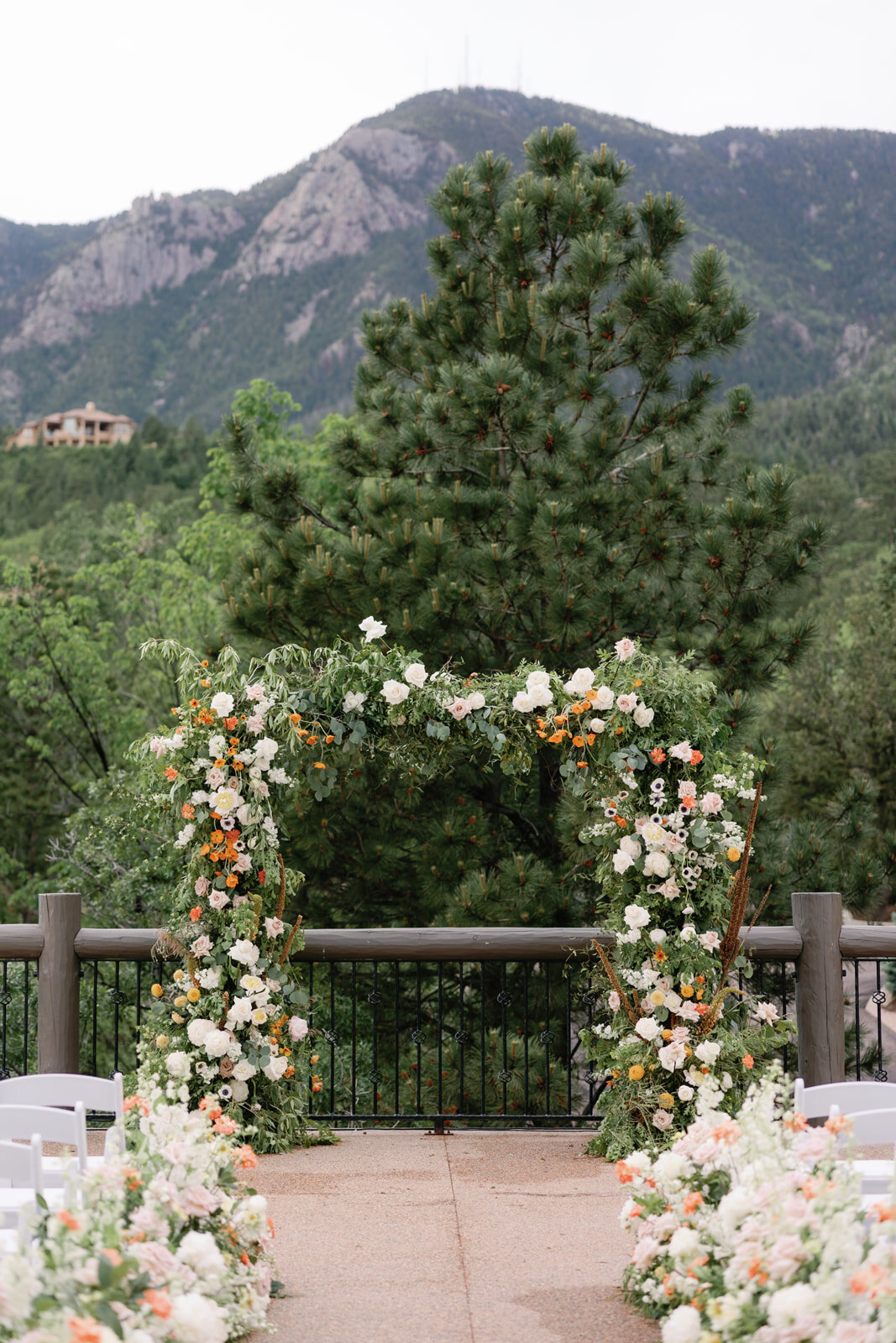 6.10-Nicole-Tommy-Broadmoor-Cheyenne-Lodge-Wedding-430