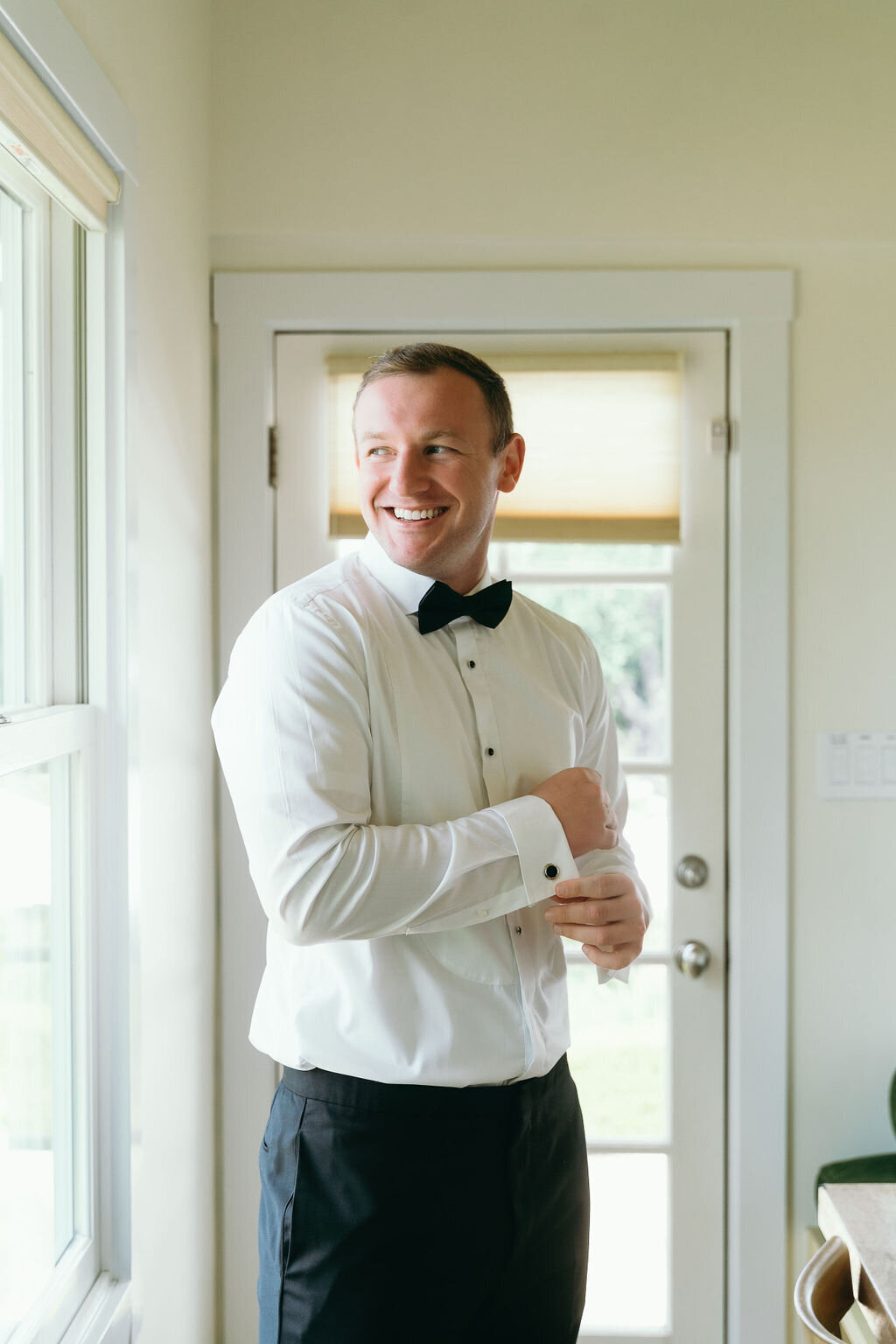 Bush-Weddiing-getting-ready-Arianna-Maddox-Photography--74