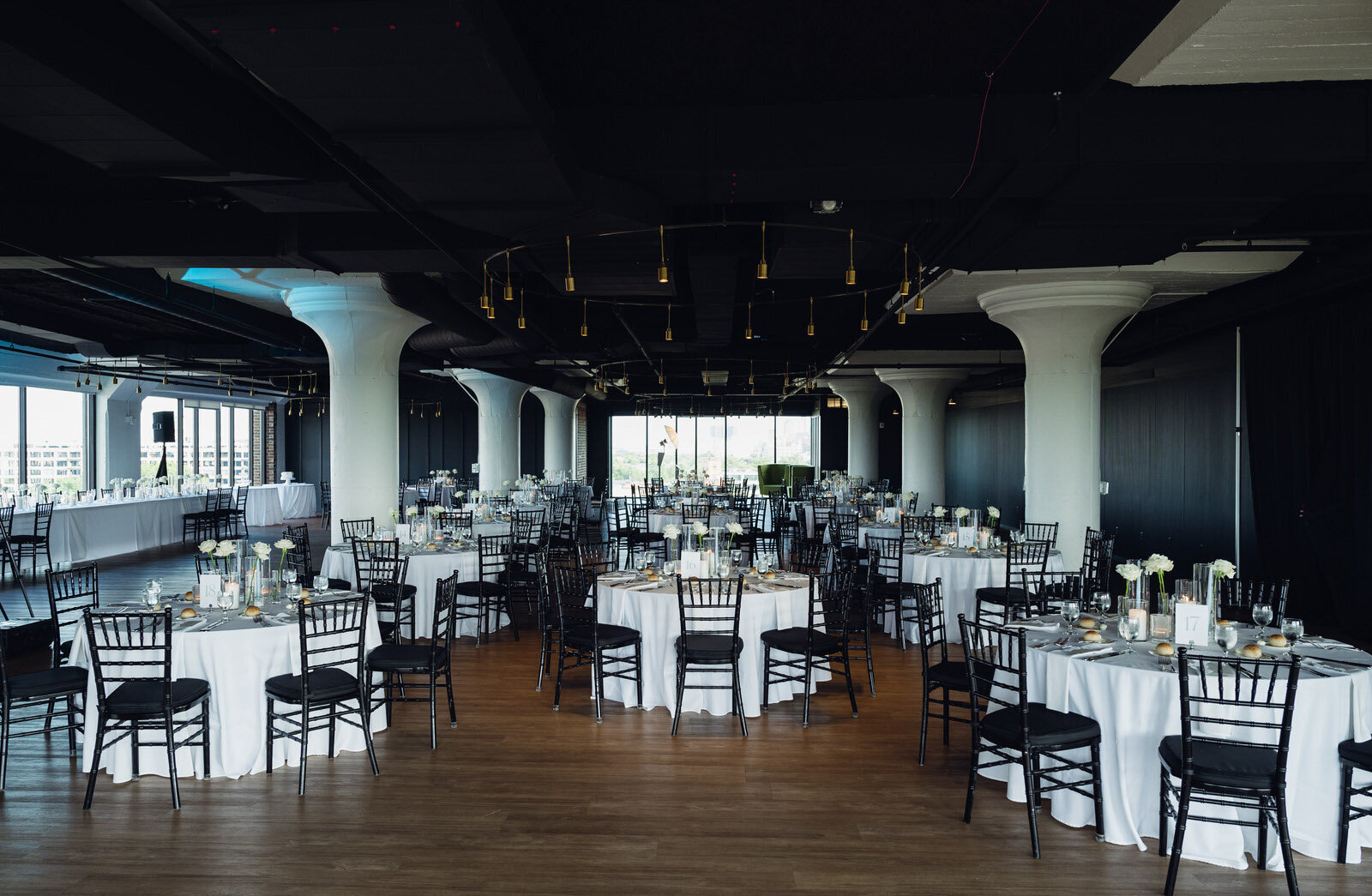 Chroma-Detroit-Wedding-Kaitlyn-Cole-Photography-269