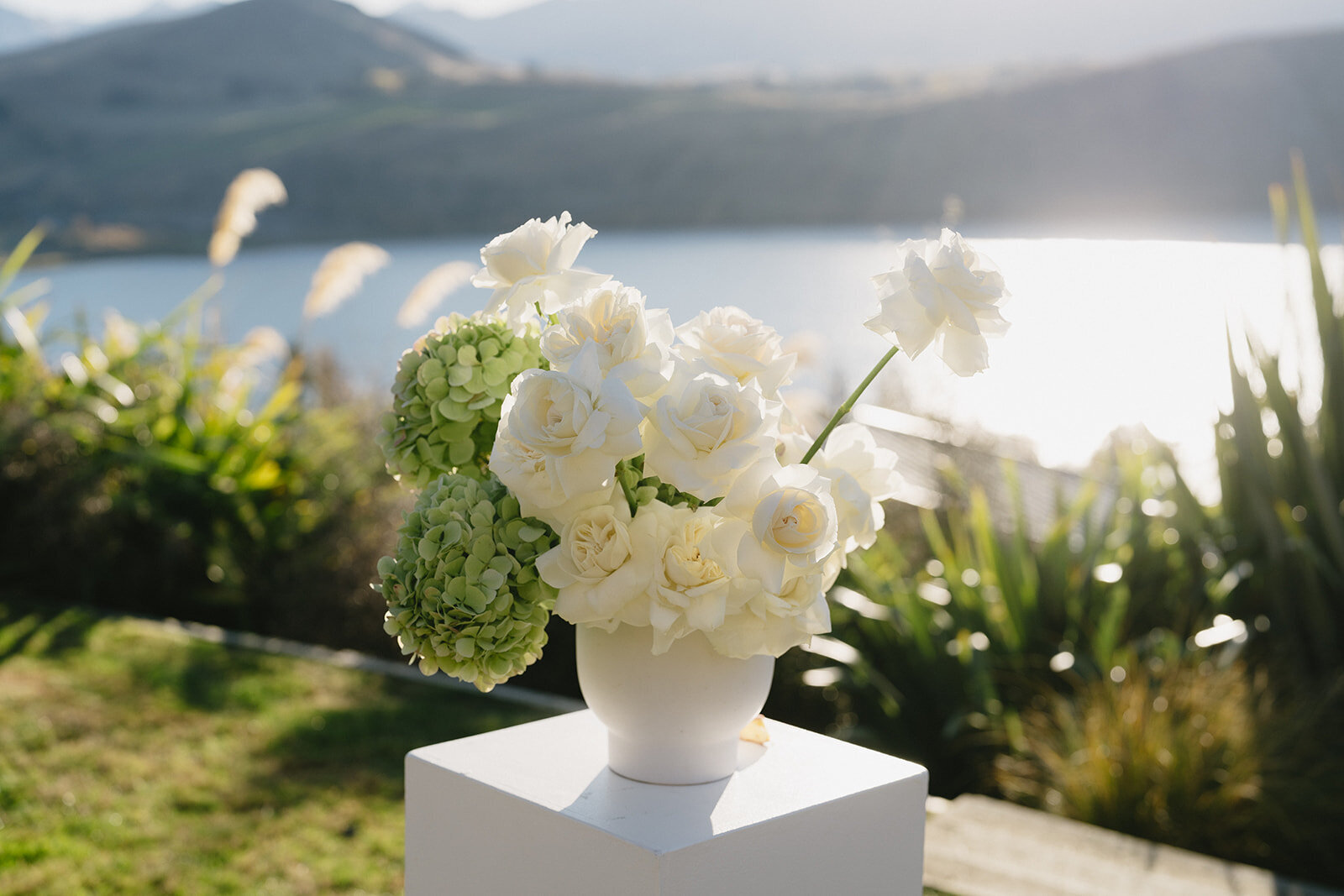 Melissa Clark Photography - Queenstown Wedding Photographer - Lake Hayes Holiday Home Wedding - Katherine & Adam 4.5.24-74