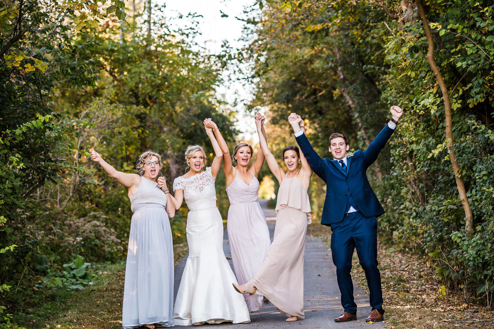 siblings wedding portrait