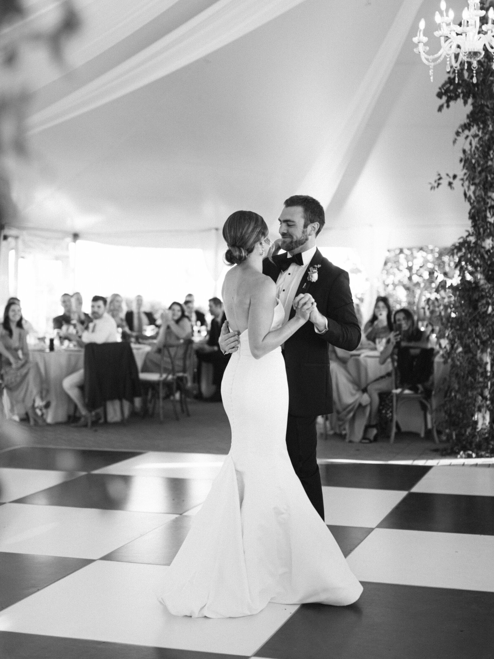38-torianna-brooke-portraiture-patriots-point-golf-course-wedding