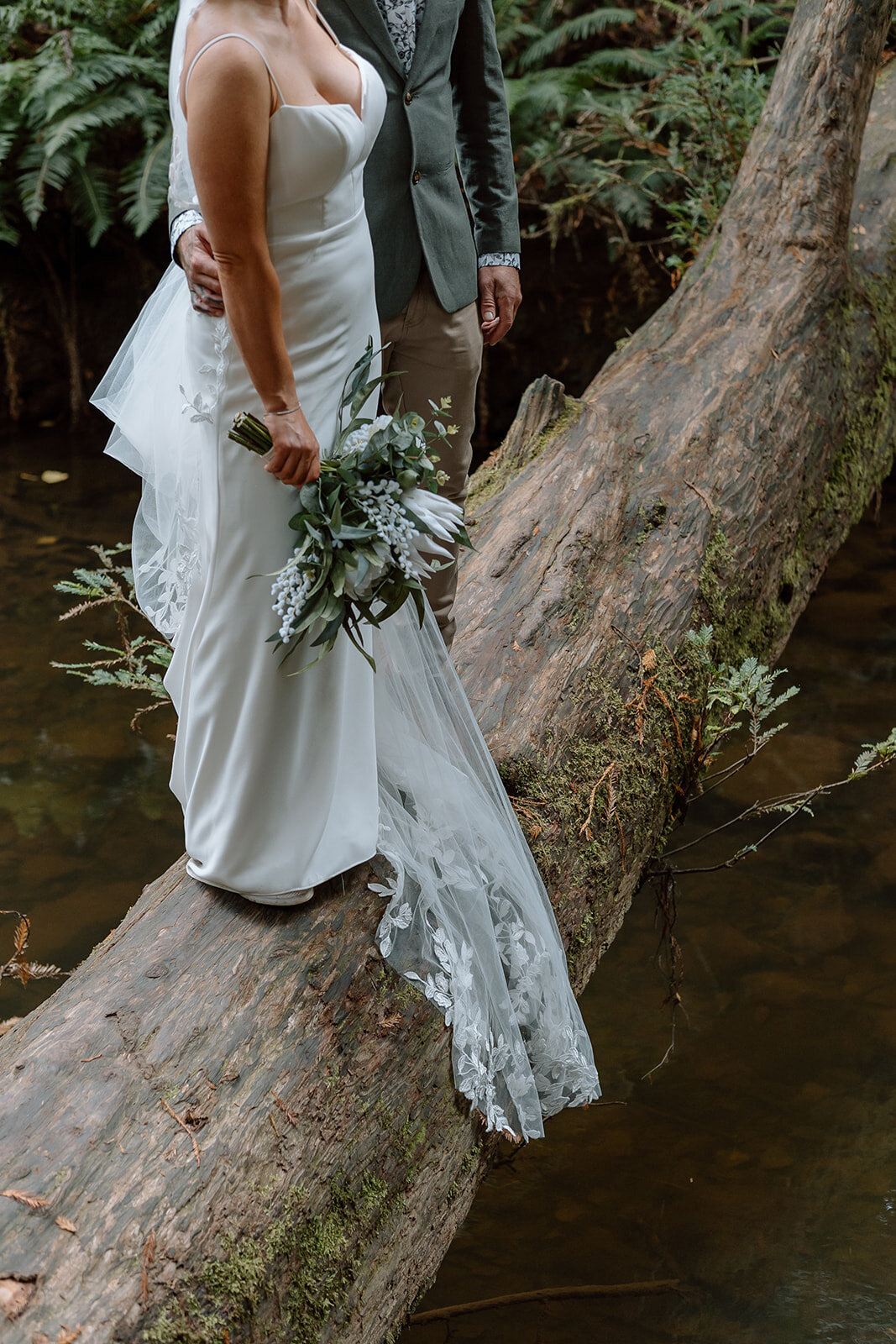 Stacey&Cory-Coast&Pines-391