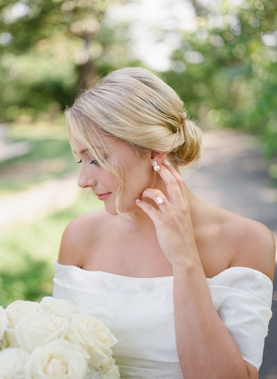 KelseyDawnPhotography-Huntsville-Wedding-Photographer-Burritt-on-the-Mountain-Ogden-Cheatham-27